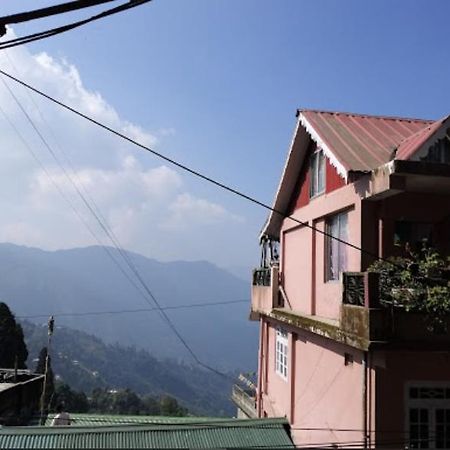 Hotel Kasturi Palace & Restaurant Darjeeling Дарджилінг Екстер'єр фото