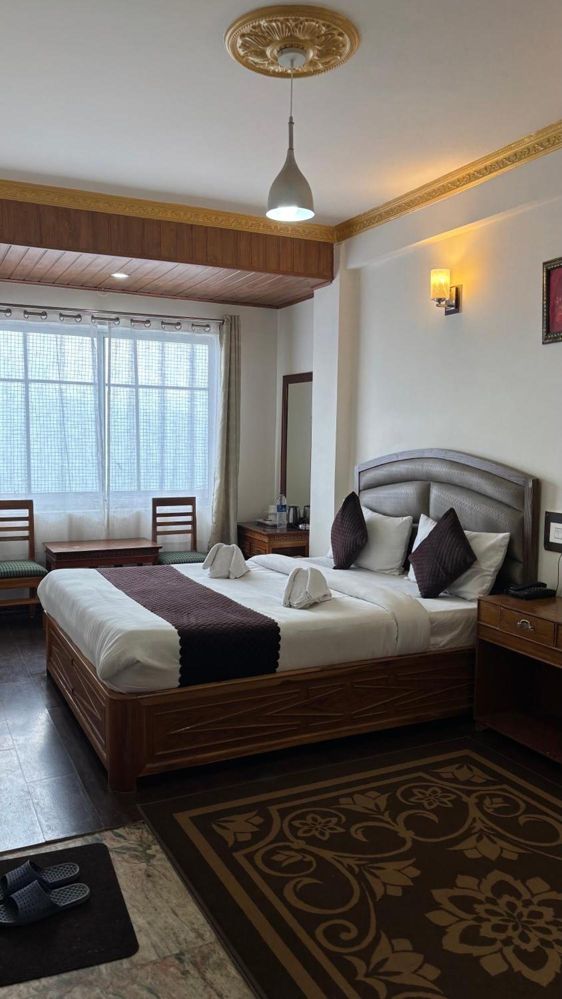 Hotel Kasturi Palace & Restaurant Darjeeling Дарджилінг Екстер'єр фото
