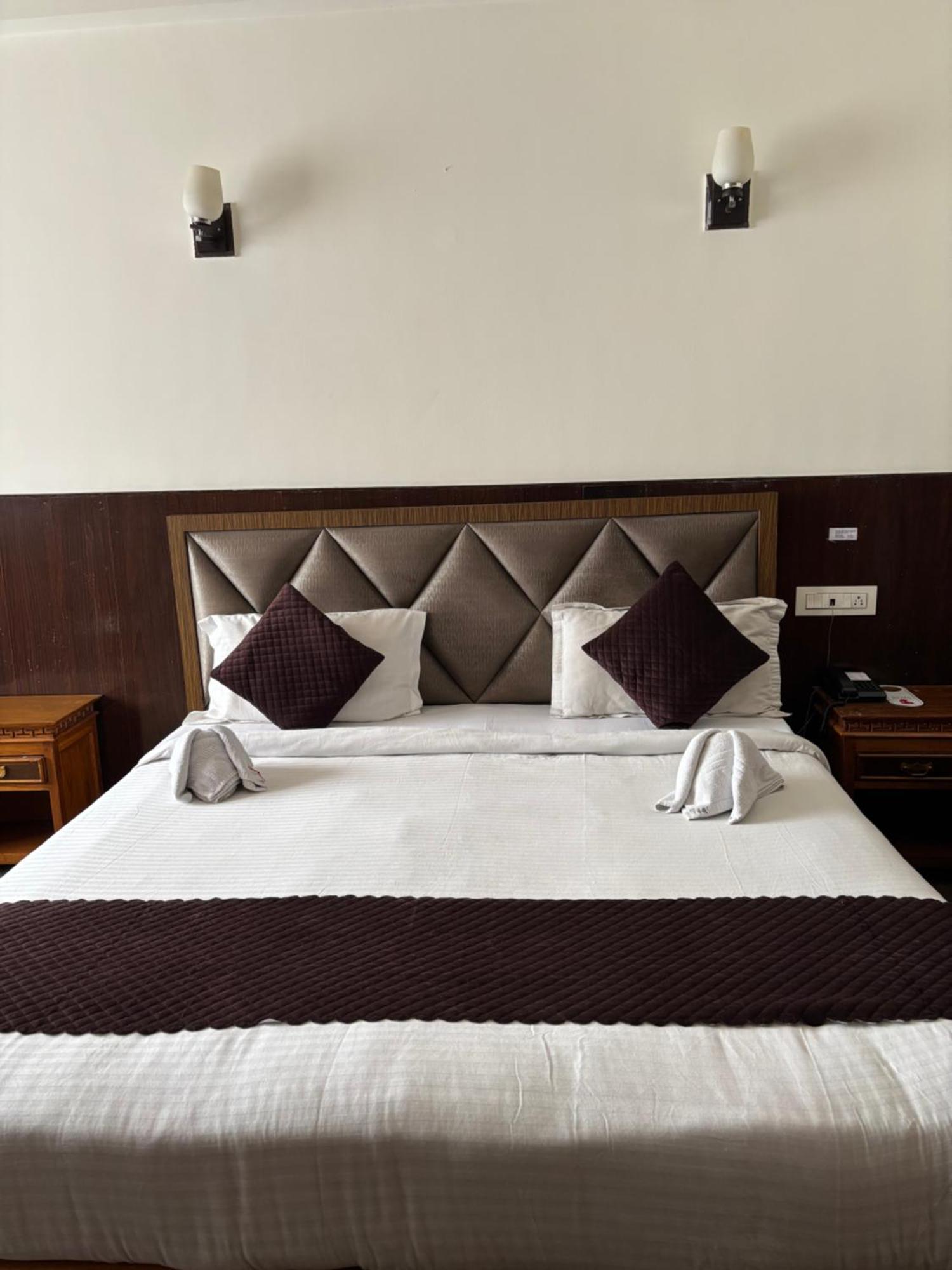 Hotel Kasturi Palace & Restaurant Darjeeling Дарджилінг Екстер'єр фото