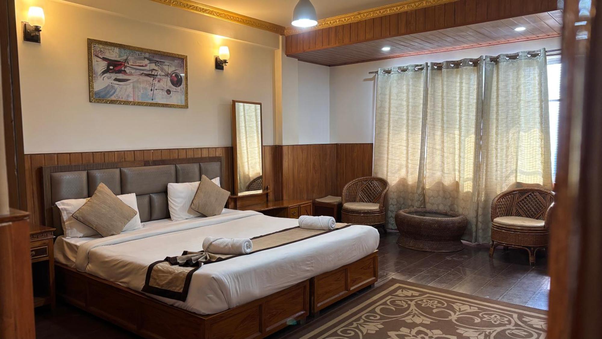 Hotel Kasturi Palace & Restaurant Darjeeling Дарджилінг Екстер'єр фото