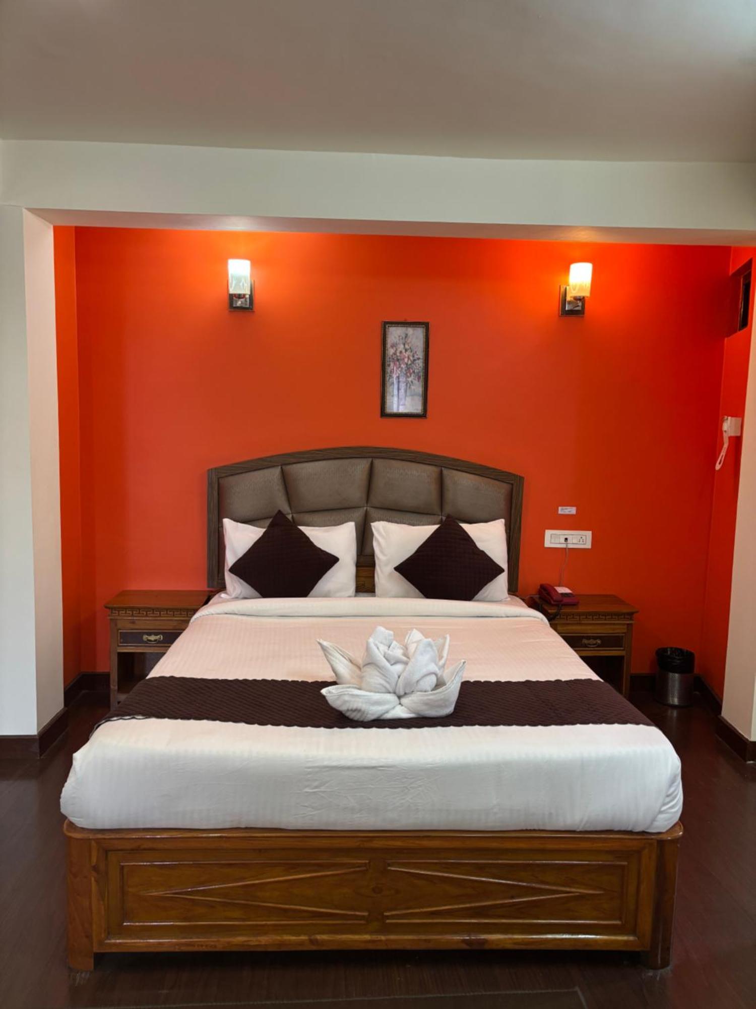 Hotel Kasturi Palace & Restaurant Darjeeling Дарджилінг Екстер'єр фото
