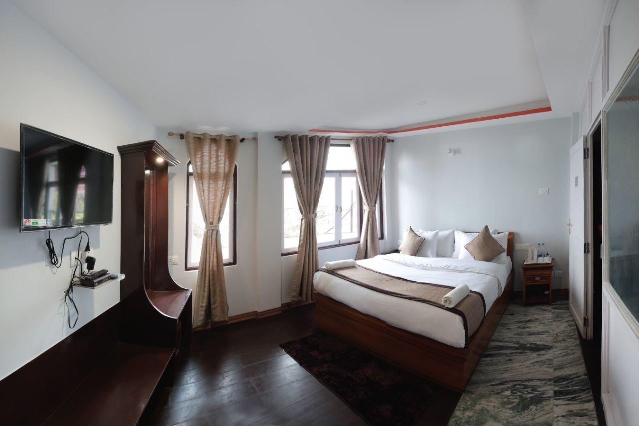 Hotel Kasturi Palace & Restaurant Darjeeling Дарджилінг Екстер'єр фото
